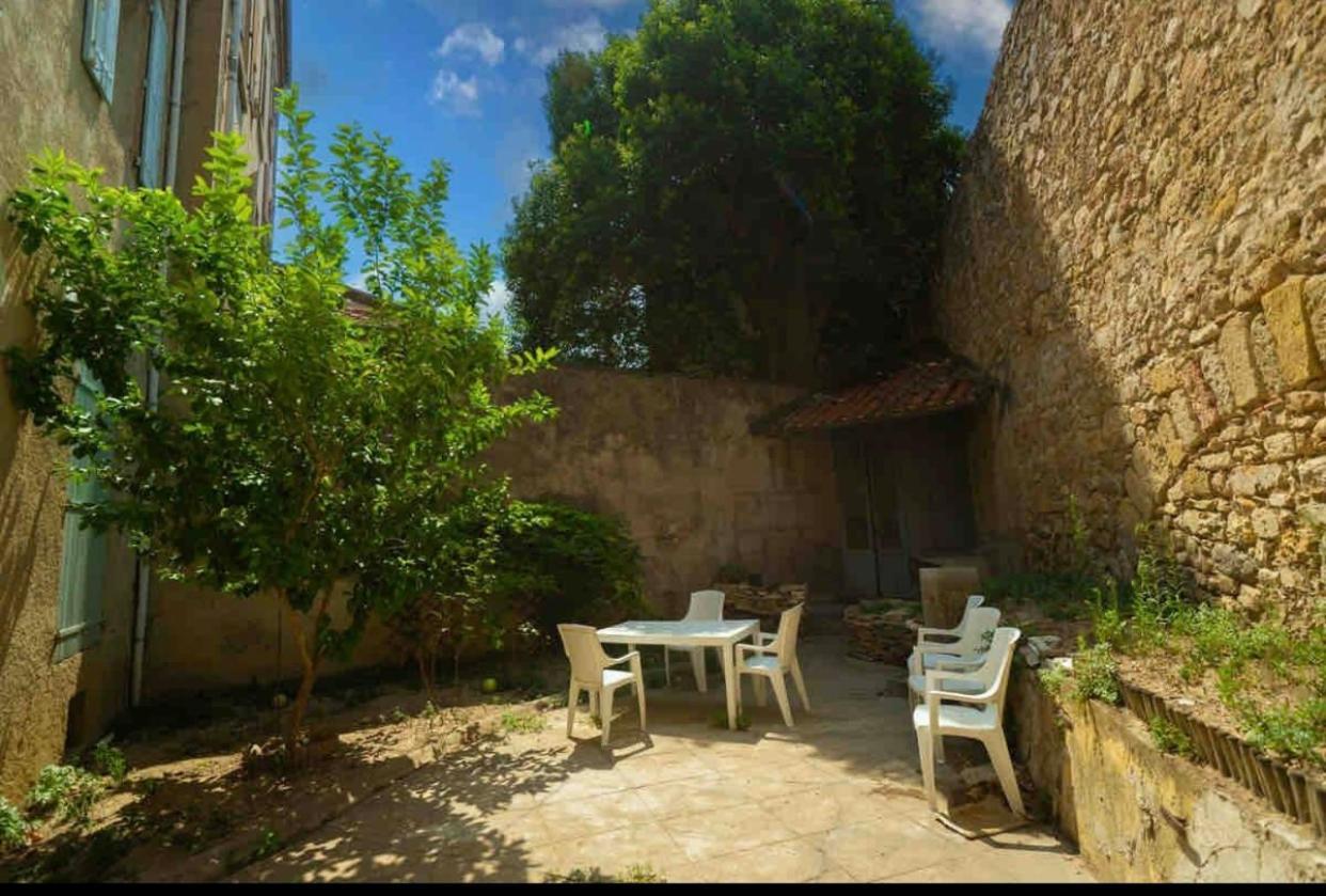 Appartement Du Forum,La Gare, 50 M2 , Climatisation, Garage, Cour Narbonne Exterior foto