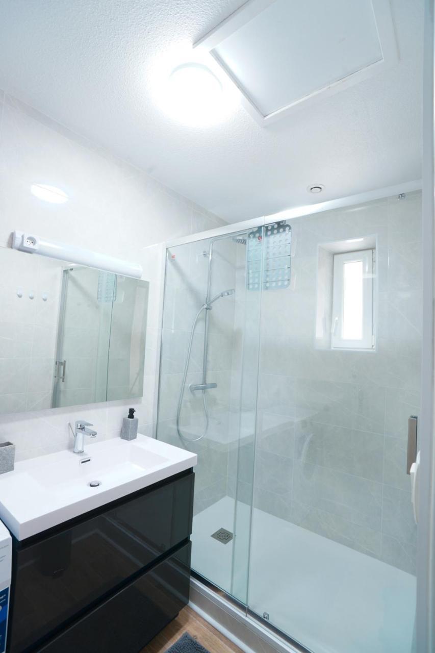 Appartement Du Forum,La Gare, 50 M2 , Climatisation, Garage, Cour Narbonne Exterior foto