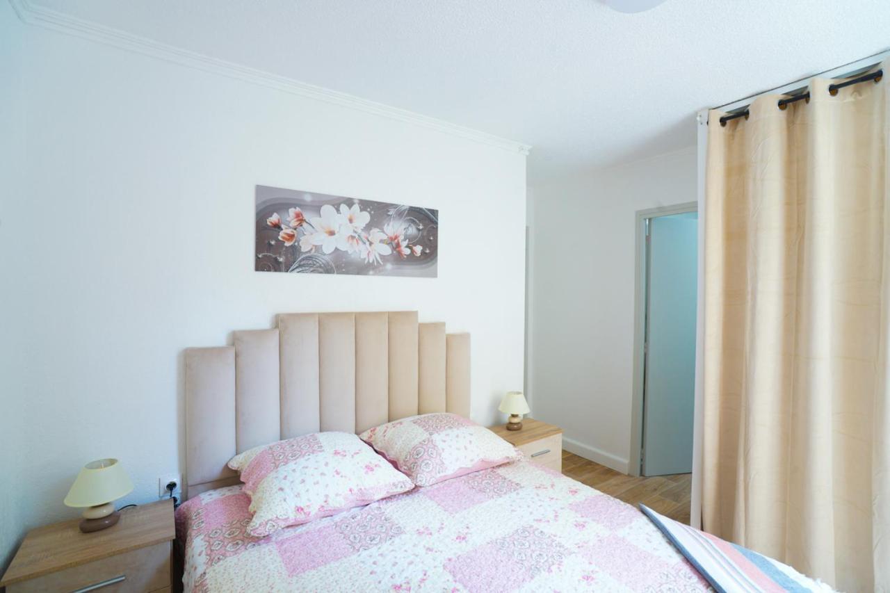 Appartement Du Forum,La Gare, 50 M2 , Climatisation, Garage, Cour Narbonne Exterior foto